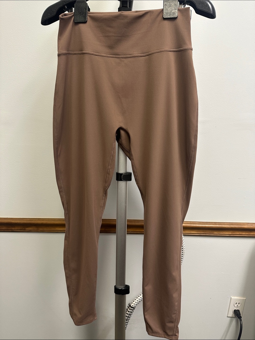 High-Waist Stretch Leggings in Mauve Brown